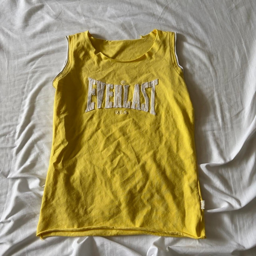 Everlast Y2K cut off tank top size small women's yellow and white